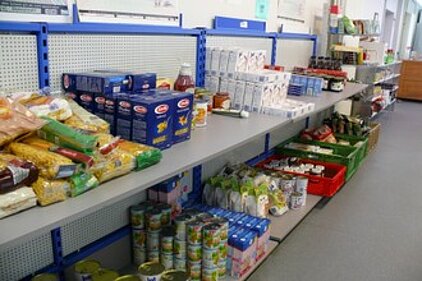 Konserven, Teigwaren und andere länder haltbare Lebensmittel Konserven, Teigwaren und andere länder haltbare Lebensmittel
